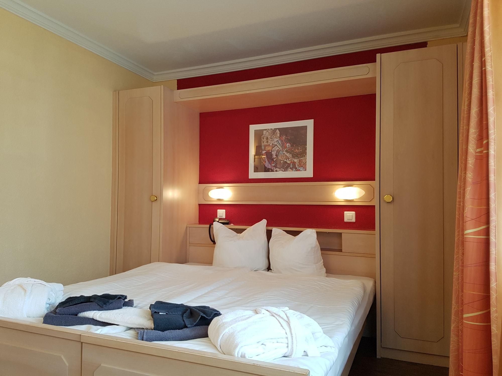 Europa Hotel 3*