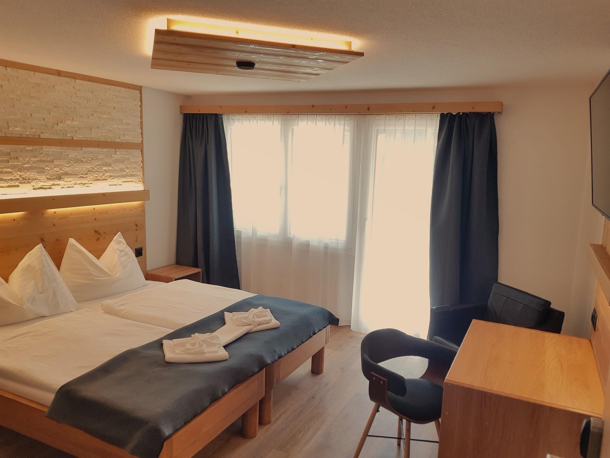 Europa 3*